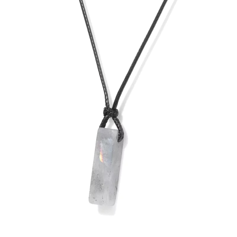 pendentif "Rectangle" labradorite avec corde, cadeau de lithothérapie homme, femme et ados